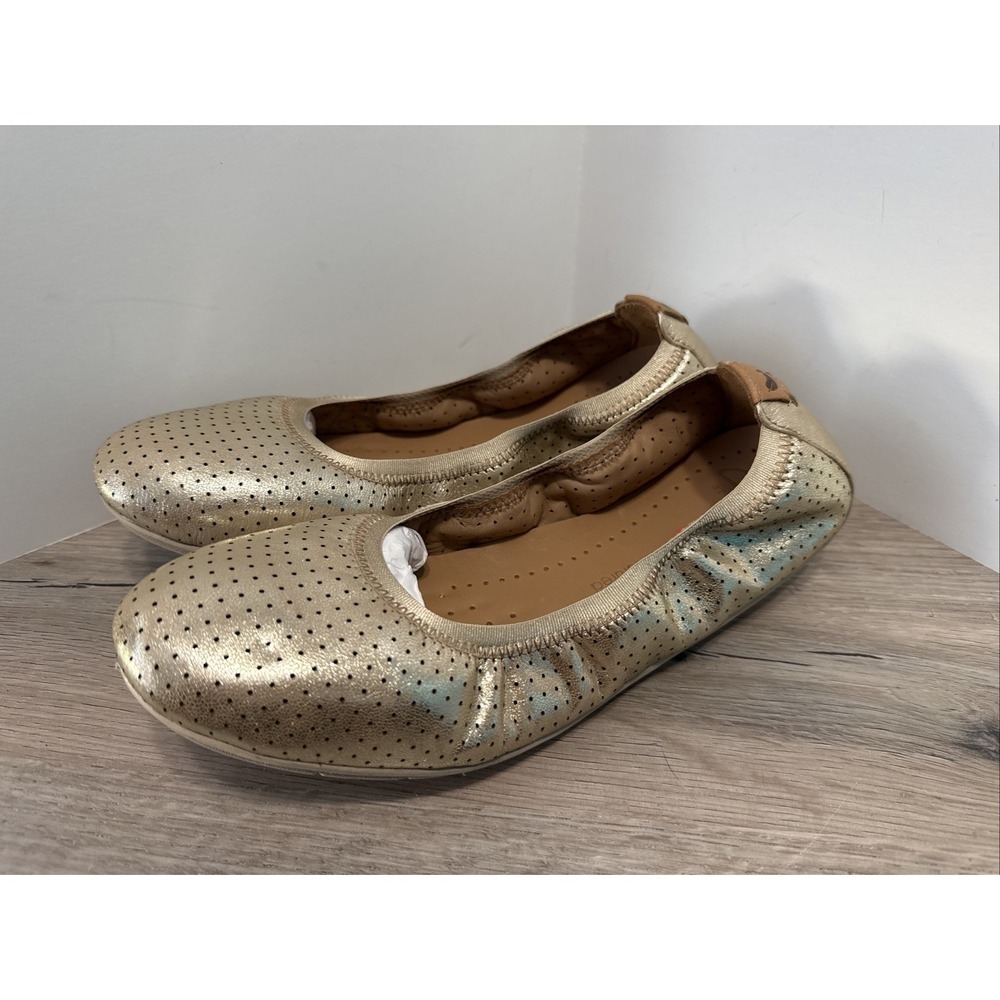 Clarks Unstructured Gold Perforated Ballet Flat 9.5 Women Slip On Shoes Casual